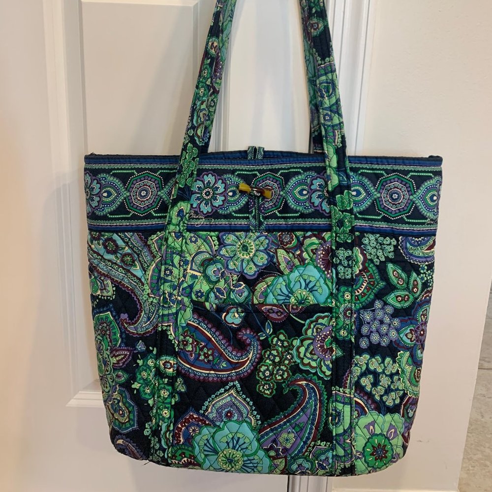 Vera Tote Bag